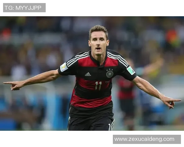 德国足球明星官网全新上线探索球星背后的故事与精彩瞬间